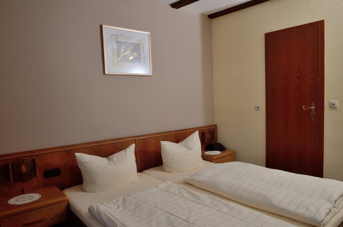 Weinhaus Hotel Zum Josefshof Graach Экстерьер фото