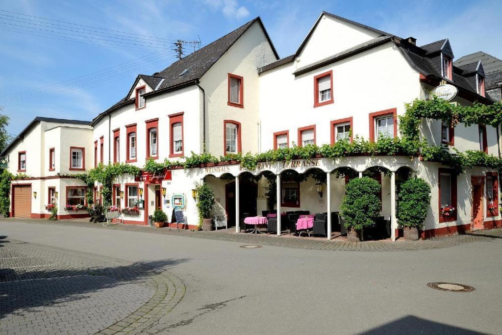 Weinhaus Hotel Zum Josefshof Graach Экстерьер фото